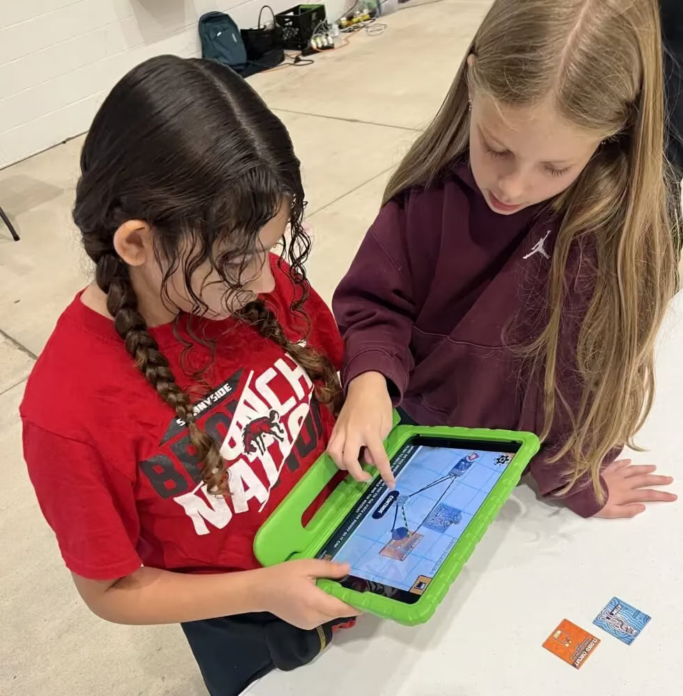 Circuits and Energy with Anne and Atom + LIMITED TIME 1 YR SUBSCRIPTION - Home Set