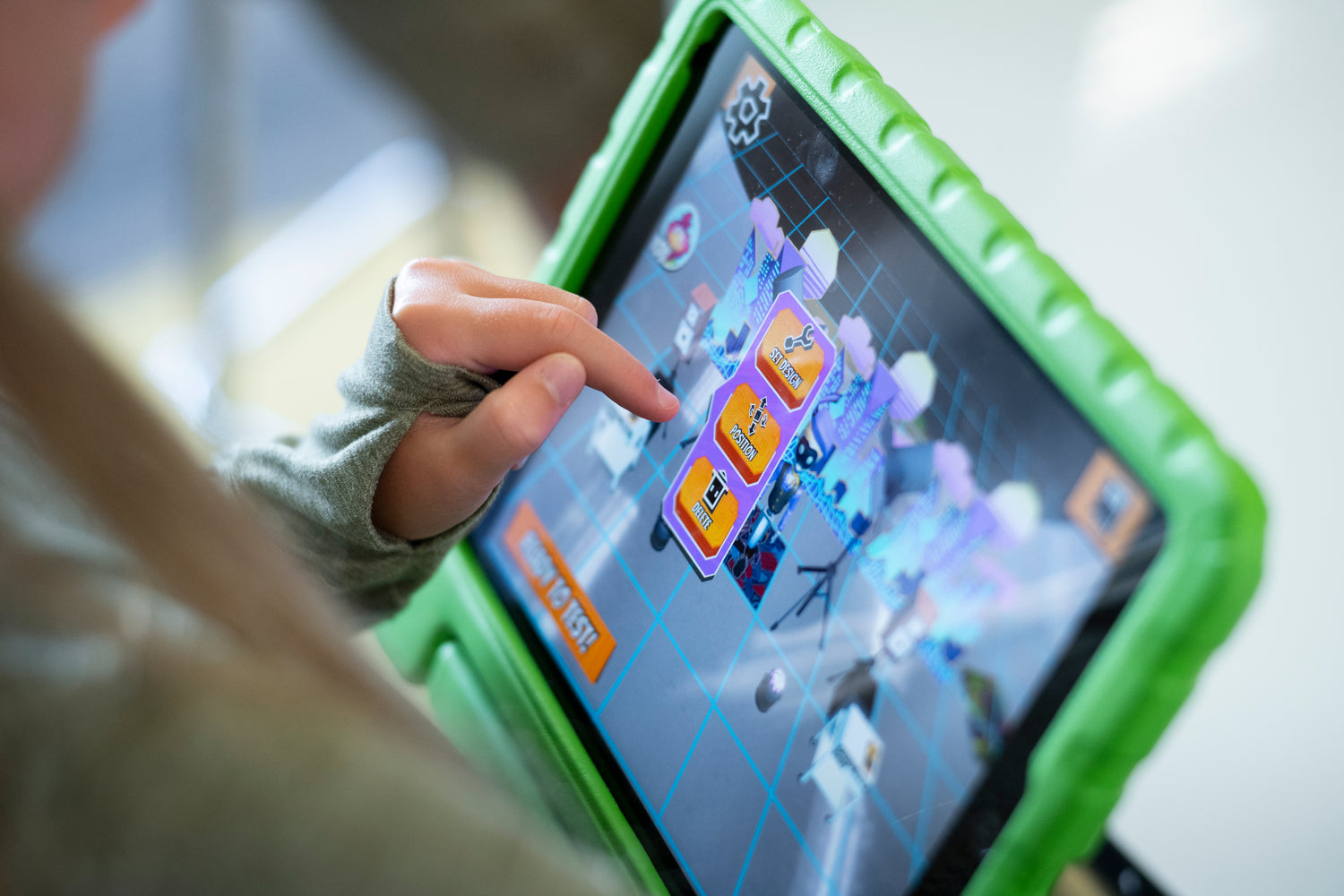 A closeup of a tablet running a MindLabs experiment built by a student